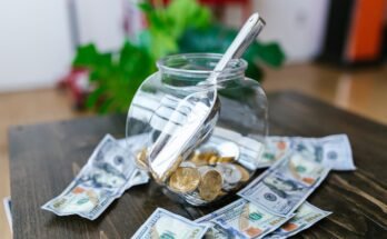 300 million won to dollars